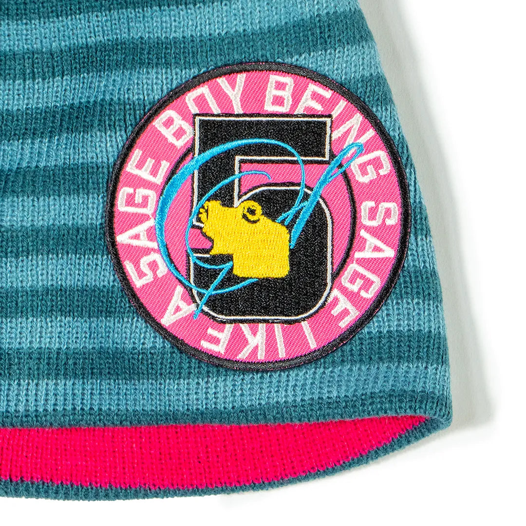 5age patch border beanie