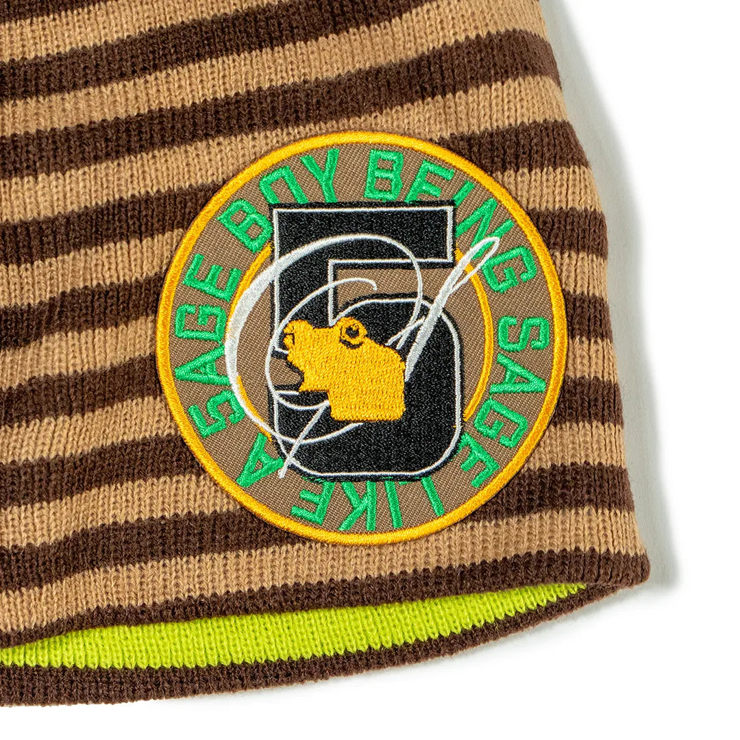 5age patch border beanie