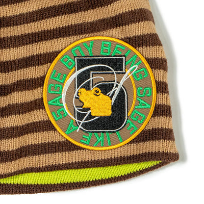 5age patch border beanie